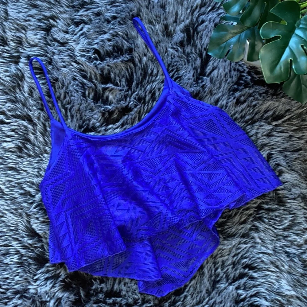 Crop Cover-up - Picture 3 of 5